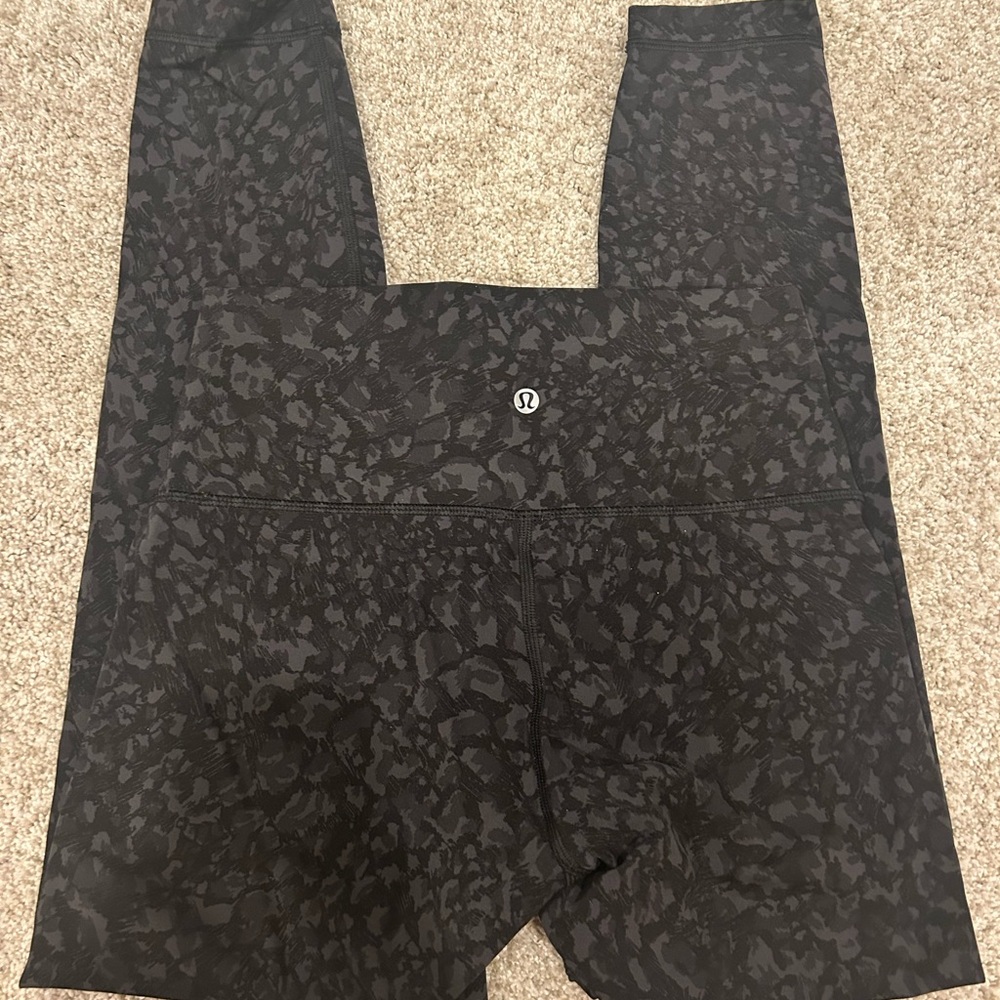 LIMITED EDITION LULULEMON LEGGINGS